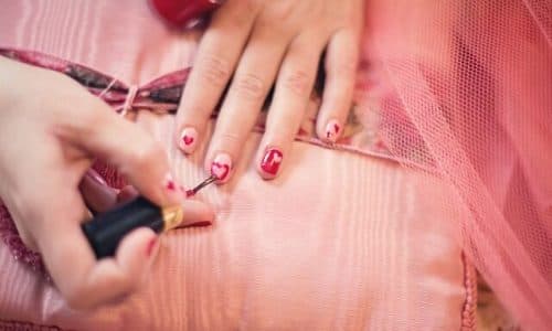 applicazione smalto